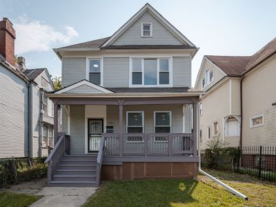 7047 S Princeton Ave