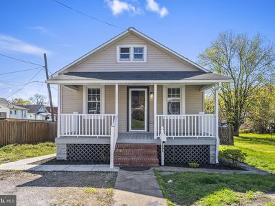 2803 Delmont Ave