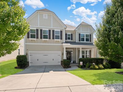 2035 Pinyon Ln