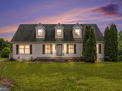 19 Forest Ln
