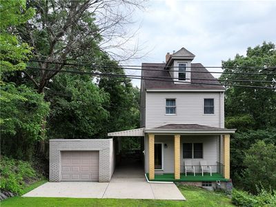 25 Sylvia Ave