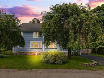 23 Sturdy St #2