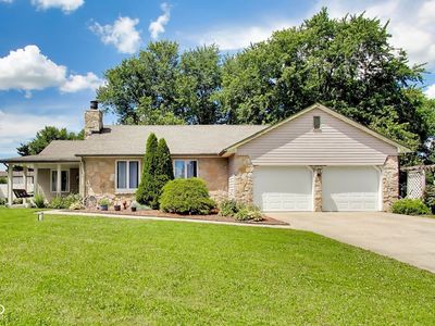 Property at 6768 W Brier Creek Dr, New Palestine, IN