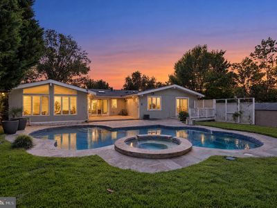 11610 Karen Dr