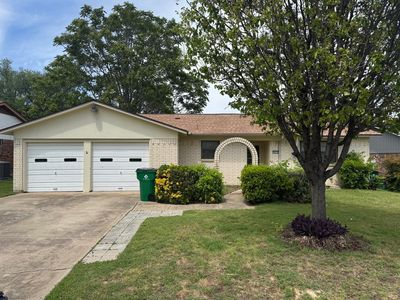 5633 Macdougall Dr