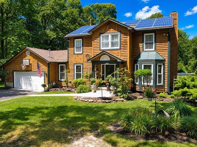 4 Whitewater Ln