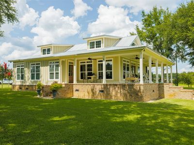 183 Mirror Lake Rd