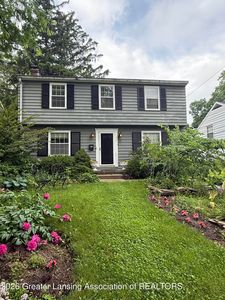 221 Kensington Rd