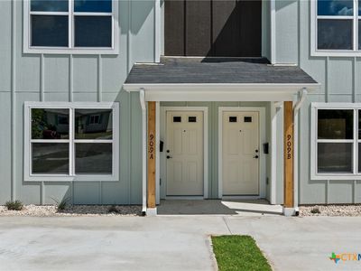 909 A South St #2