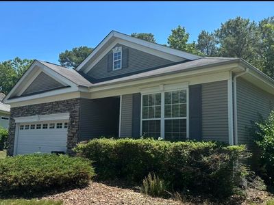 111 Hyannis Ct