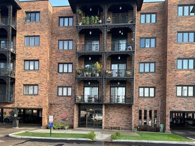 9355 Landings Ln Unit 301