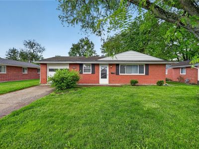 Property at 2421 Acorn Dr, Kettering, OH