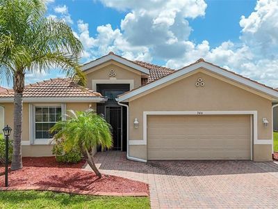 7416 Talon Bay Dr