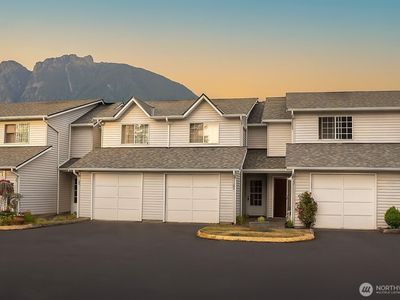 315 E Park Street #A22