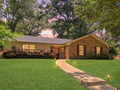 3505 Cloverdale Dr