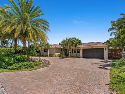 884 NW 6th Drive