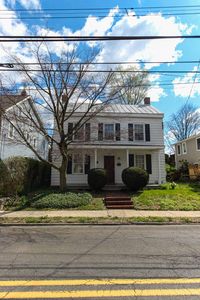 309 N Bellevue Ave