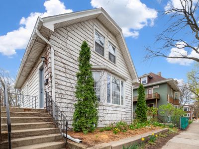 7113 N Wolcott Ave