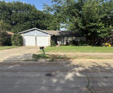 1410 Oakbrook St