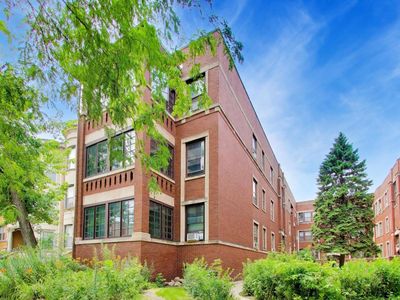 6108 S Kimbark Ave APT 2E