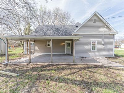 Property at 202 W Canada St, Sturgeon, MO