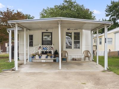 106 Shady Oak Circle