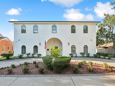 800 Crystal St