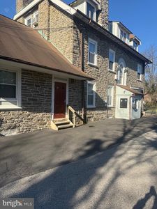 820 E Vernon Rd