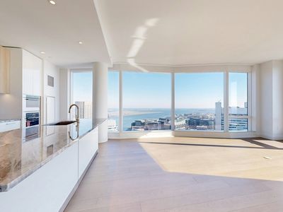 240 Devonshire St #4708