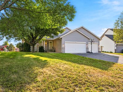 1351 Rolling Oaks Dr