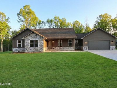 595 Taylon Ln