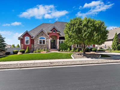 3225 W Chateau Cir
