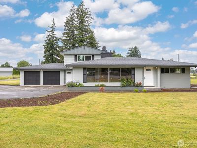 108 W Bartlett Road