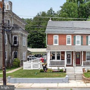 1781 S Main St