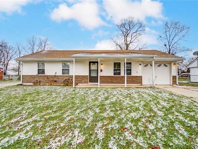952 Narcissus Dr