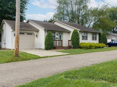 314-318 Esther Ct NW