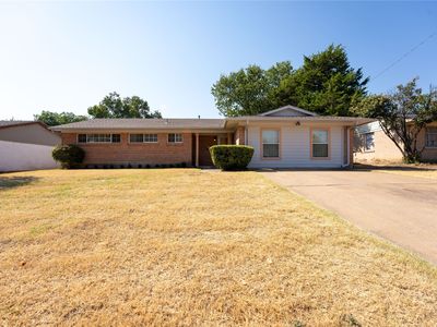 818 Emberwood Dr