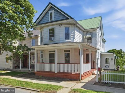 535 Center St