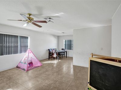 5706-5708 Lincoln St #1-2