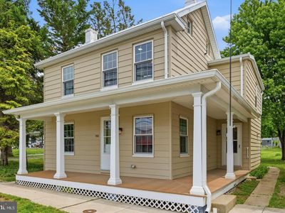 305 N Main St