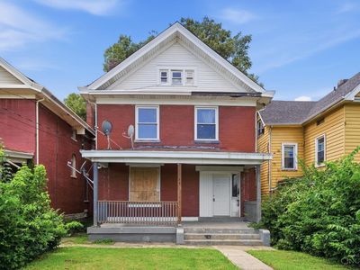3487 Harvey Ave