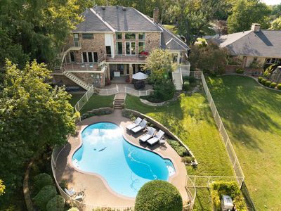 3316 S Country Club Rd