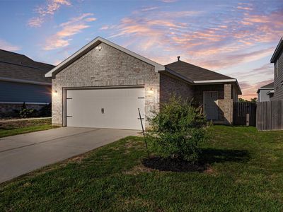 25735 Boxwood Hedge Ln