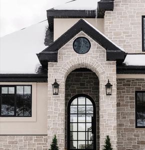1345 N Royal Oak Dr