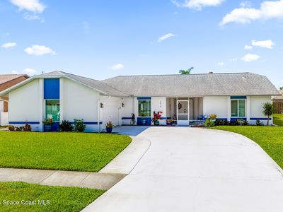 2047 Bottlebrush Dr