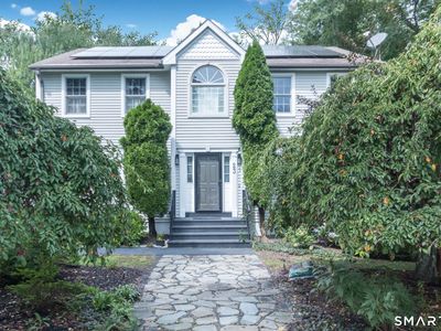 23 Mayo Avenue