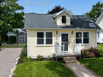 109 N Andrews St