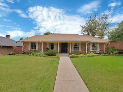 Property at 9630 Fallbrook Dr, Dallas, TX
