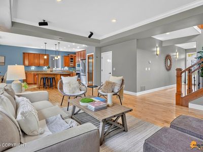 8977 Valley Brook Cir