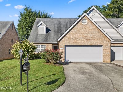 3425 Laurel View Rd